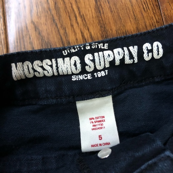 high waisted shorts - Picture 3 of 3